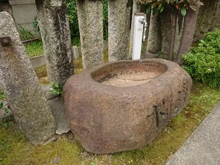 日之出社の手水舎