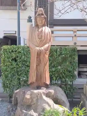 太融寺の{uncategorized: "未分類", other: "その他", undefined: "問題あり", building: "その他建物", grave: "お墓", sacred_gate: "鳥居", guardian: "狛犬", statue: "像", buddha: "仏像", history: "歴史", nature: "自然", garden: "庭園", animal: "動物", pagoda: "塔", temizu: "手水舎", mountain_gate: "山門・神門", sanctuary: "本殿・本堂", subordinate: "末社・摂社", art: "芸術", scenery: "景色", jizo: "地蔵", ema: "絵馬", goshuin: "御朱印", omikuji: "おみくじ", items: "授与品その他", amulet: "お守り", goshuincho: "御朱印帳", eats: "食事", festival: "お祭り", votive_dance: "神楽", shichigosan: "七五三参", wedding: "結婚式", experience: "体験その他", initially: "初詣", around: "周辺", anti_infection: "感染症対策"}