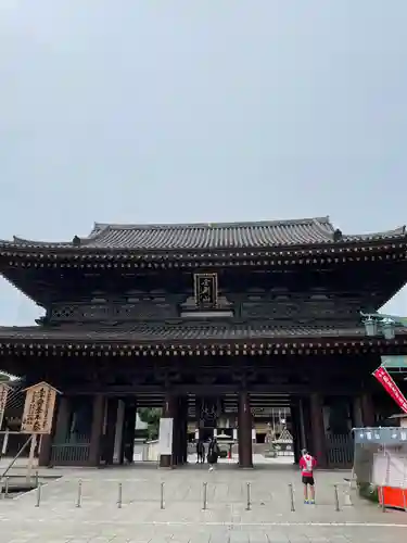 川崎大師（平間寺）の山門・神門