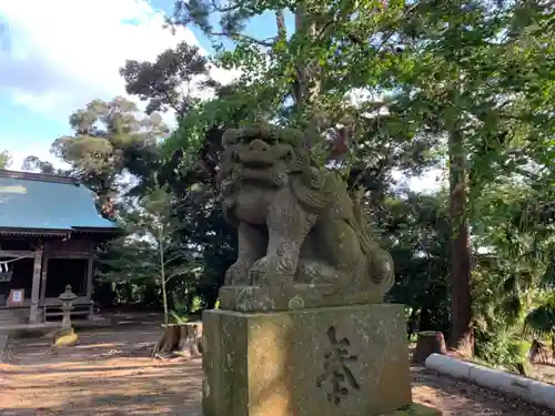 横田神社の狛犬