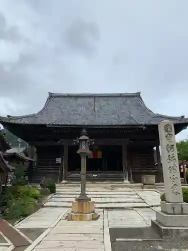 浄信寺の本殿