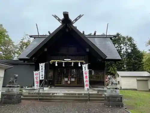 雄武神社の本殿・本堂