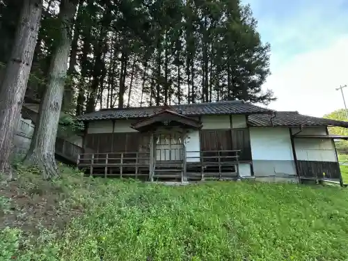 野平神社の{uncategorized: "未分類", other: "その他", undefined: "問題あり", building: "その他建物", grave: "お墓", sacred_gate: "鳥居", guardian: "狛犬", statue: "像", buddha: "仏像", history: "歴史", nature: "自然", garden: "庭園", animal: "動物", pagoda: "塔", temizu: "手水舎", mountain_gate: "山門・神門", sanctuary: "本殿・本堂", subordinate: "末社・摂社", art: "芸術", scenery: "景色", jizo: "地蔵", ema: "絵馬", goshuin: "御朱印", omikuji: "おみくじ", items: "授与品その他", amulet: "お守り", goshuincho: "御朱印帳", eats: "食事", festival: "お祭り", votive_dance: "神楽", shichigosan: "七五三参", wedding: "結婚式", experience: "体験その他", initially: "初詣", around: "周辺", anti_infection: "感染症対策"}