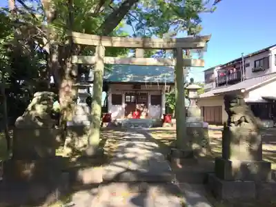 新堀日枝神社の鳥居