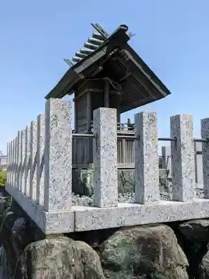 西対海地神社の{uncategorized: "未分類", other: "その他", undefined: "問題あり", building: "その他建物", grave: "お墓", sacred_gate: "鳥居", guardian: "狛犬", statue: "像", buddha: "仏像", history: "歴史", nature: "自然", garden: "庭園", animal: "動物", pagoda: "塔", temizu: "手水舎", mountain_gate: "山門・神門", sanctuary: "本殿・本堂", subordinate: "末社・摂社", art: "芸術", scenery: "景色", jizo: "地蔵", ema: "絵馬", goshuin: "御朱印", omikuji: "おみくじ", items: "授与品その他", amulet: "お守り", goshuincho: "御朱印帳", eats: "食事", festival: "お祭り", votive_dance: "神楽", shichigosan: "七五三参", wedding: "結婚式", experience: "体験その他", initially: "初詣", around: "周辺", anti_infection: "感染症対策"}