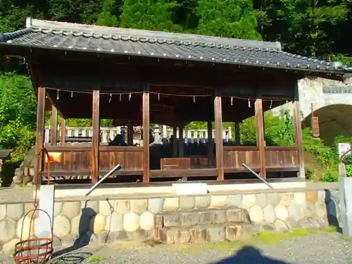 枇杷神社の本殿・本堂