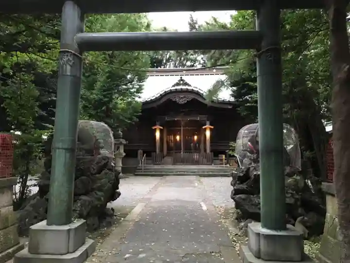 大稲荷神社の本殿・本堂