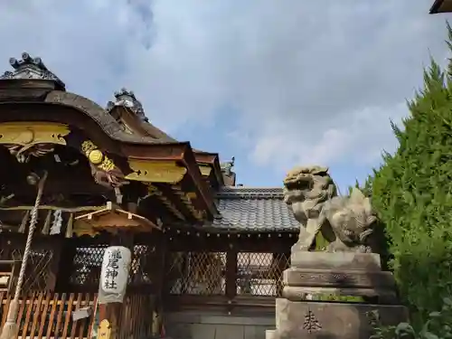 瀧尾神社の狛犬