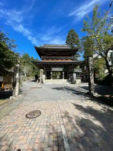 華厳寺(岐阜県)