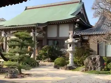 常纂寺の本殿・本堂