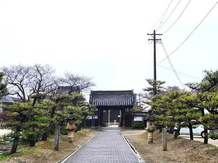 妙勝寺の山門・神門