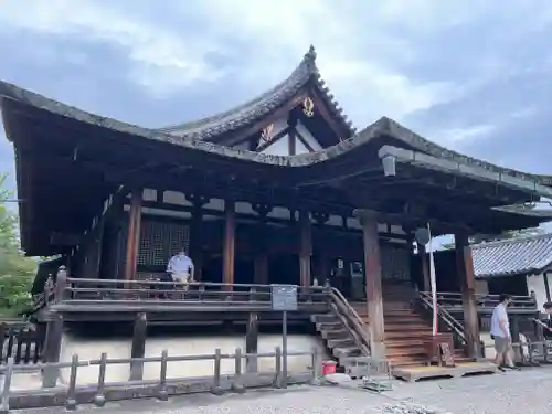 法隆寺の本殿