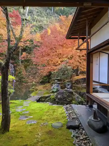 慈恩護国禅寺の庭園