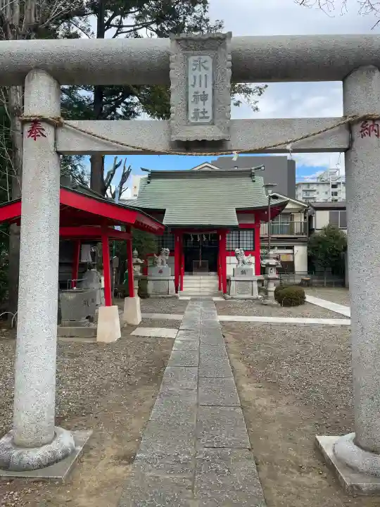 舟渡氷川神社の{uncategorized: "未分類", other: "その他", undefined: "問題あり", building: "その他建物", grave: "お墓", sacred_gate: "鳥居", guardian: "狛犬", statue: "像", buddha: "仏像", history: "歴史", nature: "自然", garden: "庭園", animal: "動物", pagoda: "塔", temizu: "手水舎", mountain_gate: "山門・神門", sanctuary: "本殿・本堂", subordinate: "末社・摂社", art: "芸術", scenery: "景色", jizo: "地蔵", ema: "絵馬", goshuin: "御朱印", omikuji: "おみくじ", items: "授与品その他", amulet: "お守り", goshuincho: "御朱印帳", eats: "食事", festival: "お祭り", votive_dance: "神楽", shichigosan: "七五三参", wedding: "結婚式", experience: "体験その他", initially: "初詣", around: "周辺", anti_infection: "感染症対策"}