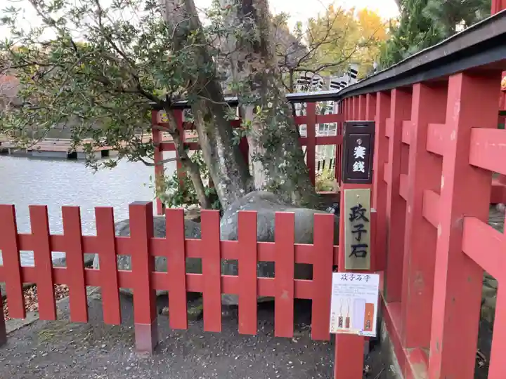 旗上弁財天社の末社・摂社