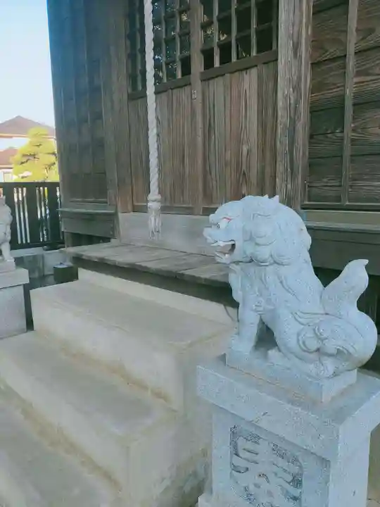 白山神社の狛犬