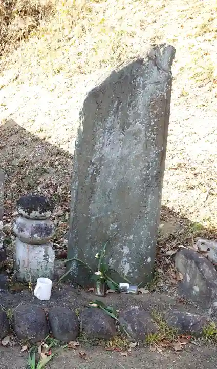 摩尼庵堂の{uncategorized: "未分類", other: "その他", undefined: "問題あり", building: "その他建物", grave: "お墓", sacred_gate: "鳥居", guardian: "狛犬", statue: "像", buddha: "仏像", history: "歴史", nature: "自然", garden: "庭園", animal: "動物", pagoda: "塔", temizu: "手水舎", mountain_gate: "山門・神門", sanctuary: "本殿・本堂", subordinate: "末社・摂社", art: "芸術", scenery: "景色", jizo: "地蔵", ema: "絵馬", goshuin: "御朱印", omikuji: "おみくじ", items: "授与品その他", amulet: "お守り", goshuincho: "御朱印帳", eats: "食事", festival: "お祭り", votive_dance: "神楽", shichigosan: "七五三参", wedding: "結婚式", experience: "体験その他", initially: "初詣", around: "周辺", anti_infection: "感染症対策"}