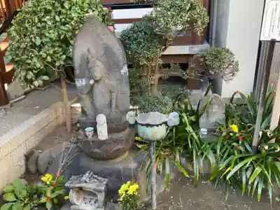 正寶院（飛不動尊）の仏像