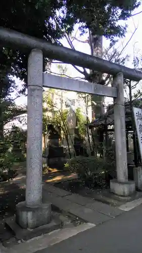 下石神井御嶽神社の鳥居