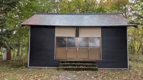 上札内神社の本殿・本堂