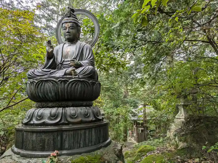 岩井堂(圓融寺境外観音堂)(埼玉県)