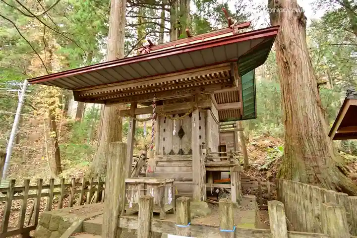 中社五斎神社の本殿・本堂
