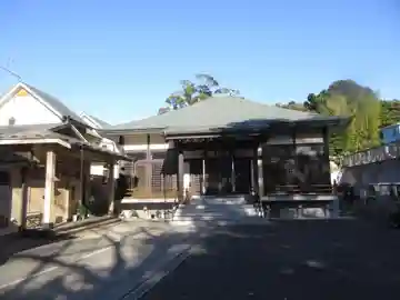 仏持院の本殿・本堂