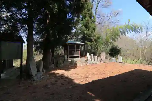 日本武神社の塔