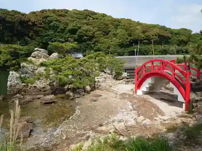 猪鼻湖神社(静岡県)