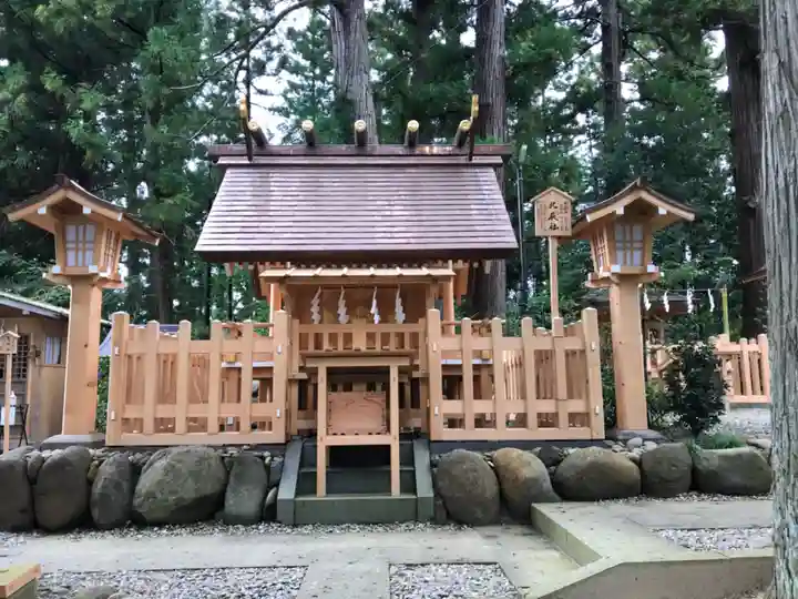 大崎八幡宮の末社・摂社