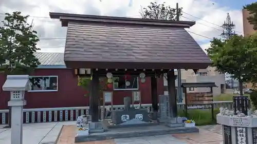 新川皇大神社の手水舎