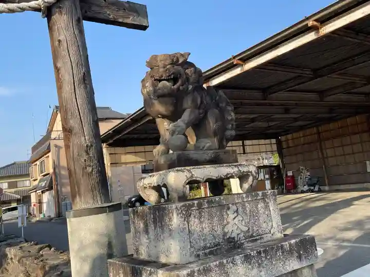 八幡社の{uncategorized: "未分類", other: "その他", undefined: "問題あり", building: "その他建物", grave: "お墓", sacred_gate: "鳥居", guardian: "狛犬", statue: "像", buddha: "仏像", history: "歴史", nature: "自然", garden: "庭園", animal: "動物", pagoda: "塔", temizu: "手水舎", mountain_gate: "山門・神門", sanctuary: "本殿・本堂", subordinate: "末社・摂社", art: "芸術", scenery: "景色", jizo: "地蔵", ema: "絵馬", goshuin: "御朱印", omikuji: "おみくじ", items: "授与品その他", amulet: "お守り", goshuincho: "御朱印帳", eats: "食事", festival: "お祭り", votive_dance: "神楽", shichigosan: "七五三参", wedding: "結婚式", experience: "体験その他", initially: "初詣", around: "周辺", anti_infection: "感染症対策"}