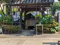 白山神社の手水舎