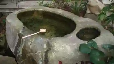 善養寺（善養密寺）の手水舎