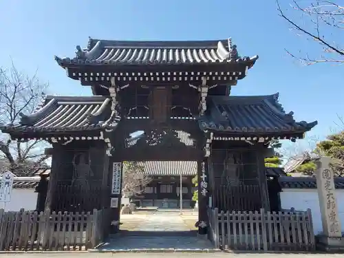 十輪寺の山門・神門