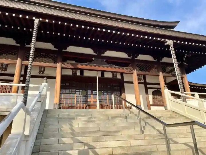 萬満寺の{uncategorized: "未分類", other: "その他", undefined: "問題あり", building: "その他建物", grave: "お墓", sacred_gate: "鳥居", guardian: "狛犬", statue: "像", buddha: "仏像", history: "歴史", nature: "自然", garden: "庭園", animal: "動物", pagoda: "塔", temizu: "手水舎", mountain_gate: "山門・神門", sanctuary: "本殿・本堂", subordinate: "末社・摂社", art: "芸術", scenery: "景色", jizo: "地蔵", ema: "絵馬", goshuin: "御朱印", omikuji: "おみくじ", items: "授与品その他", amulet: "お守り", goshuincho: "御朱印帳", eats: "食事", festival: "お祭り", votive_dance: "神楽", shichigosan: "七五三参", wedding: "結婚式", experience: "体験その他", initially: "初詣", around: "周辺", anti_infection: "感染症対策"}