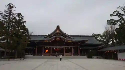 寒川神社の本殿・本堂