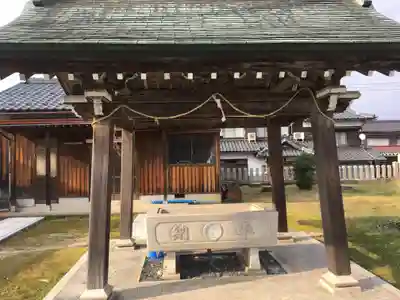 八幡神社の手水舎