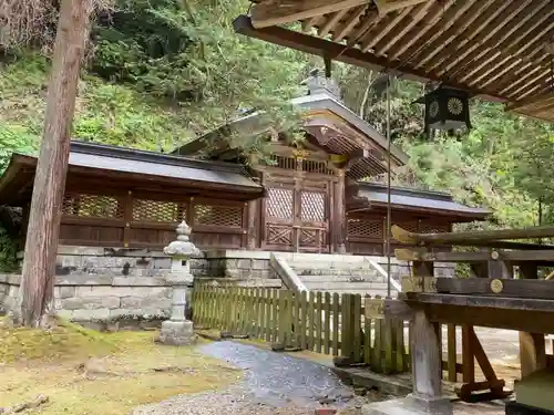 武蔵二宮 金鑚神社の本殿・本堂