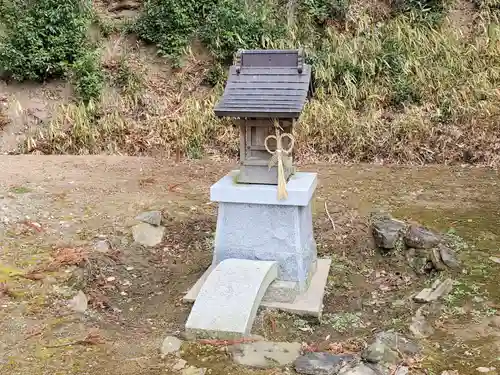 衣笠神社の末社・摂社