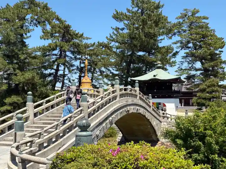 善通寺の{uncategorized: "未分類", other: "その他", undefined: "問題あり", building: "その他建物", grave: "お墓", sacred_gate: "鳥居", guardian: "狛犬", statue: "像", buddha: "仏像", history: "歴史", nature: "自然", garden: "庭園", animal: "動物", pagoda: "塔", temizu: "手水舎", mountain_gate: "山門・神門", sanctuary: "本殿・本堂", subordinate: "末社・摂社", art: "芸術", scenery: "景色", jizo: "地蔵", ema: "絵馬", goshuin: "御朱印", omikuji: "おみくじ", items: "授与品その他", amulet: "お守り", goshuincho: "御朱印帳", eats: "食事", festival: "お祭り", votive_dance: "神楽", shichigosan: "七五三参", wedding: "結婚式", experience: "体験その他", initially: "初詣", around: "周辺", anti_infection: "感染症対策"}