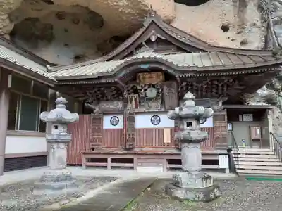 大谷寺の本殿・本堂