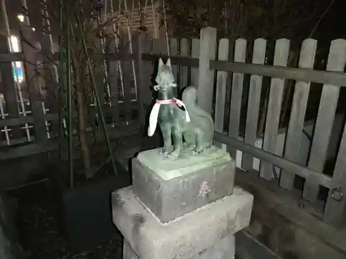 小田急豊川稲荷の狛犬