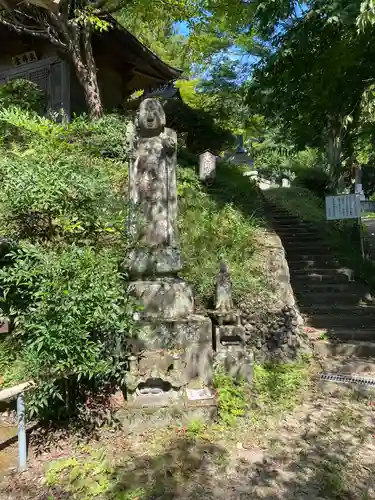 馬頭院の地蔵