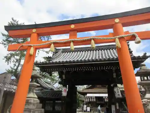 下御霊神社の鳥居