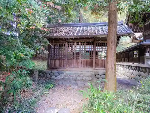 神明社（八反畑）の末社・摂社
