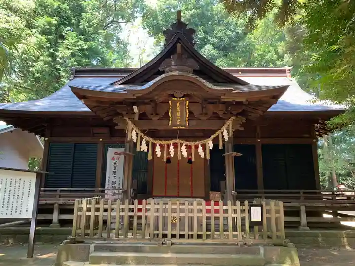氷川女體神社の本殿・本堂