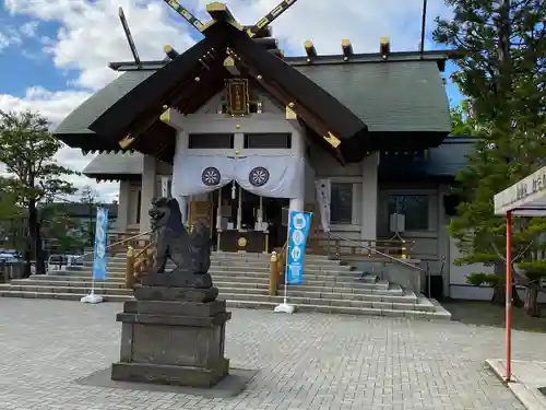 烈々布神社の本殿