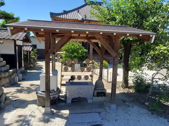 妙楽寺の手水舎