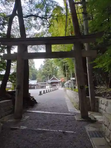 田村神社の鳥居